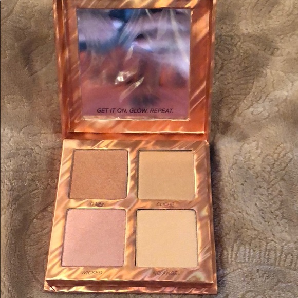 Urban Decay Other - NEW Urban Decay Afterglow Highlighter Palette